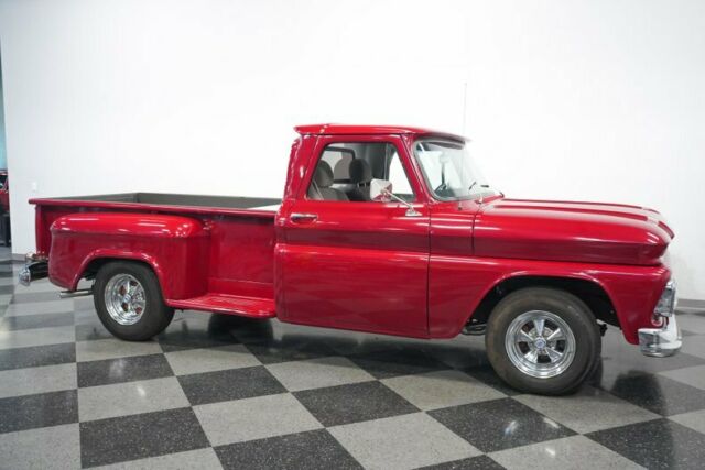 Chevrolet C-10 1965 image number 16