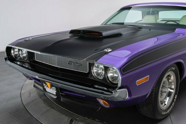 Dodge Challenger 1970 image number 10