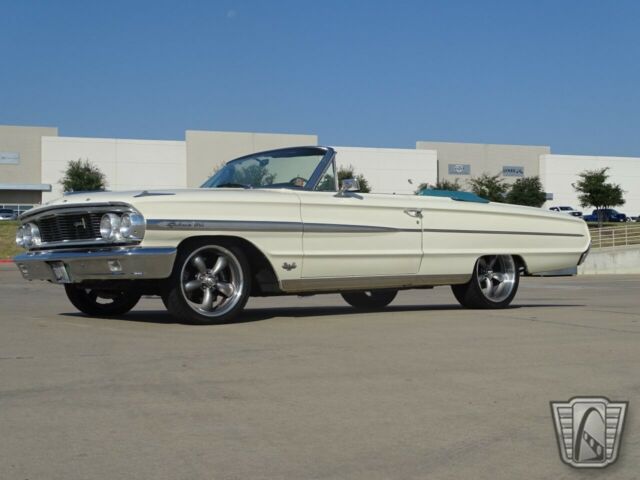 Ford Galaxie 1964 image number 17