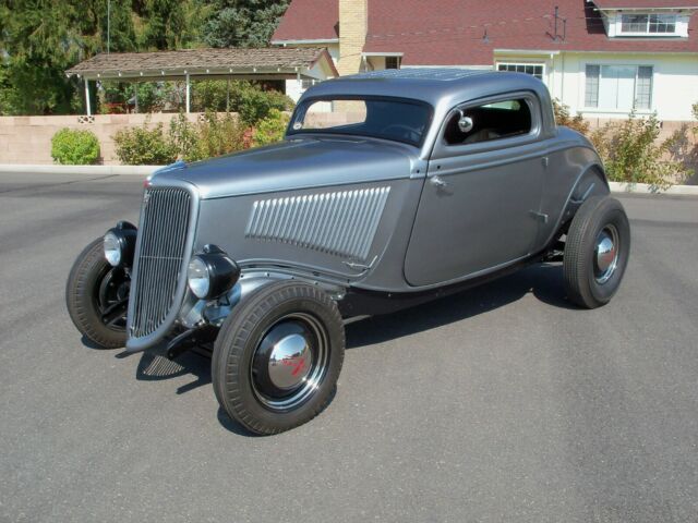 Ford Model 40 1934 image number 1