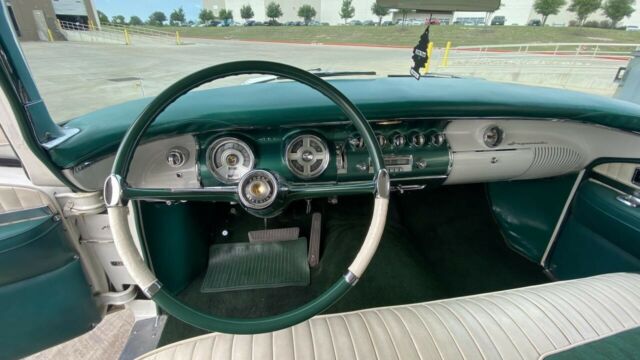 Chrysler Imperial Coupe 1955