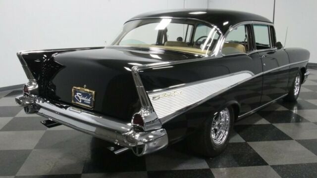 Chevrolet Bel Air/150/210 1957 image number 13