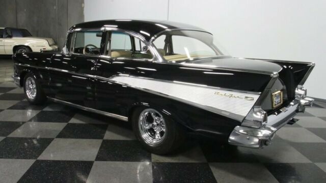 Chevrolet Bel Air/150/210 1957 image number 8