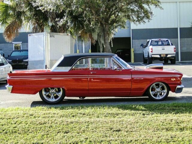 Ford Fairlane 1963 image number 36