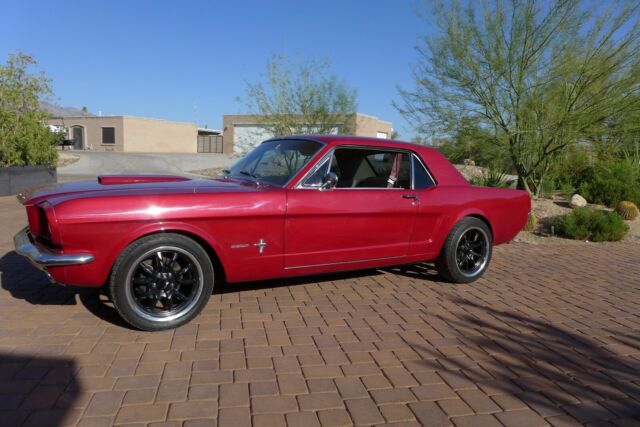 Ford Mustang 1966 image number 0