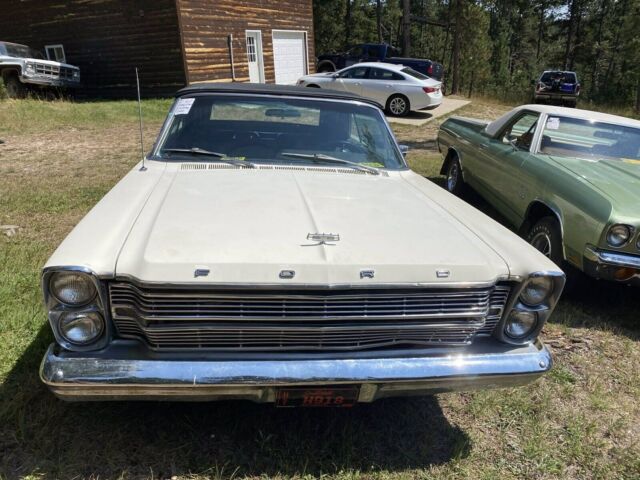 Ford Galaxie 1966 image number 26