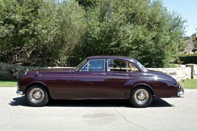 Bentley S2 Continental by James Young 1961 image number 1