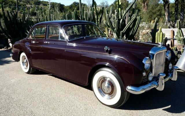 Bentley S2 Continental by James Young 1961 image number 10