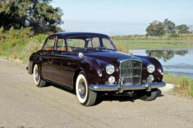 Bentley S2 Continental by James Young 1961 image number 14