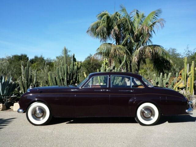 Bentley S2 Continental by James Young 1961 image number 29