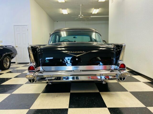 Chevrolet Bel Air/150/210 1957 image number 28