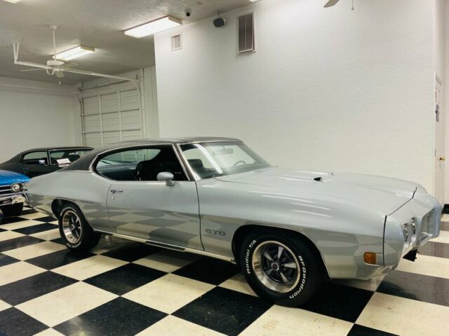 Pontiac GTO 1970 image number 17