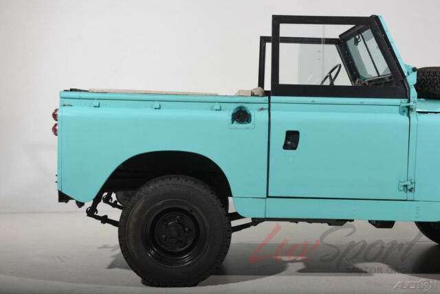 Land Rover Safari 1967 image number 43