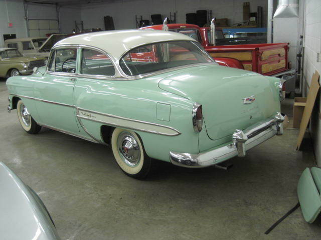 Chevrolet Bel Air/150/210 1954 image number 13