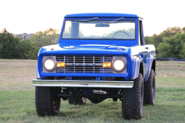 Ford Bronco 1971 image number 14