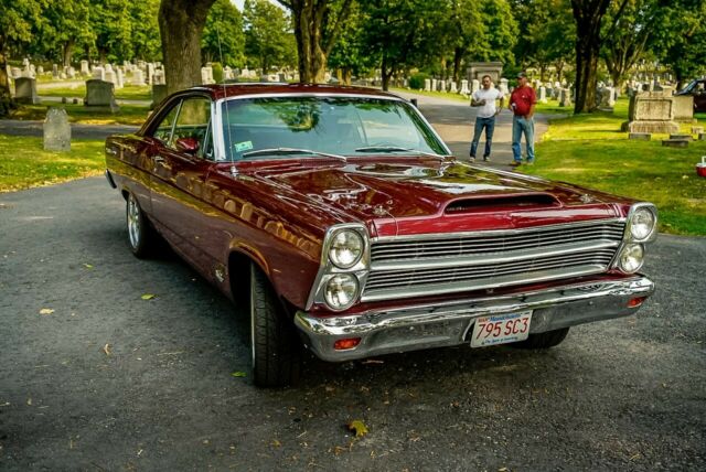 Ford Fairlane 1966 image number 38