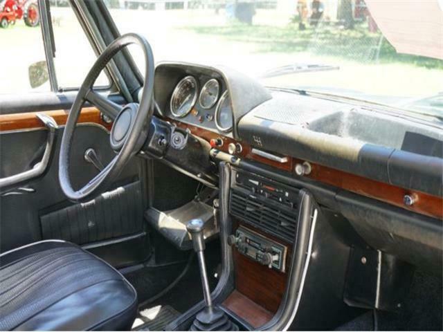 BMW 2000 1970 image number 21