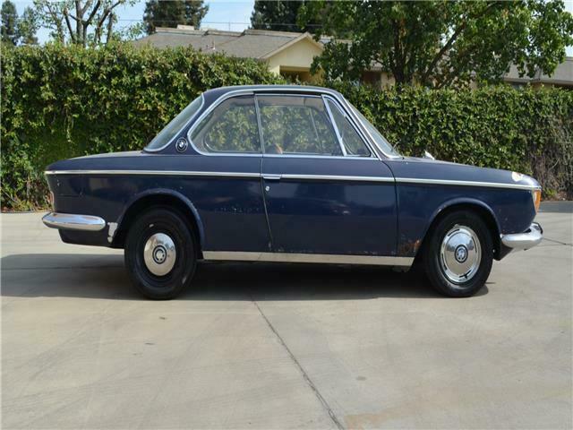 BMW 2000 1967 image number 6