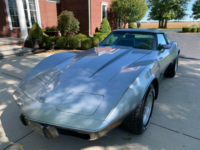 Chevrolet Corvette 1978 image number 1