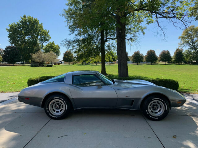 Chevrolet Corvette 1978 image number 23