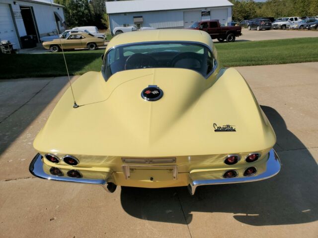 Chevrolet Corvette 1967 image number 29