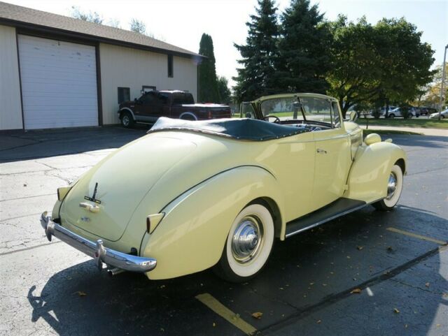 Packard Six Convertible! 1939 image number 9