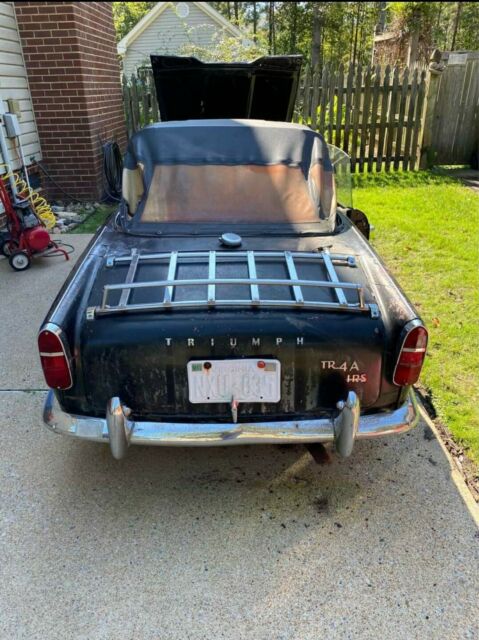 Triumph TR4 1964 image number 1