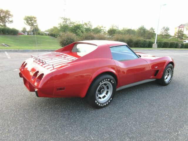 Chevrolet Corvette 1977 image number 39