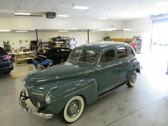 Mercury Sedan 1941 image number 25