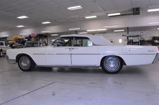 Lincoln Continental 1967 image number 7