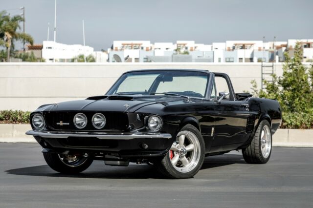 Ford Mustang 1967 image number 0