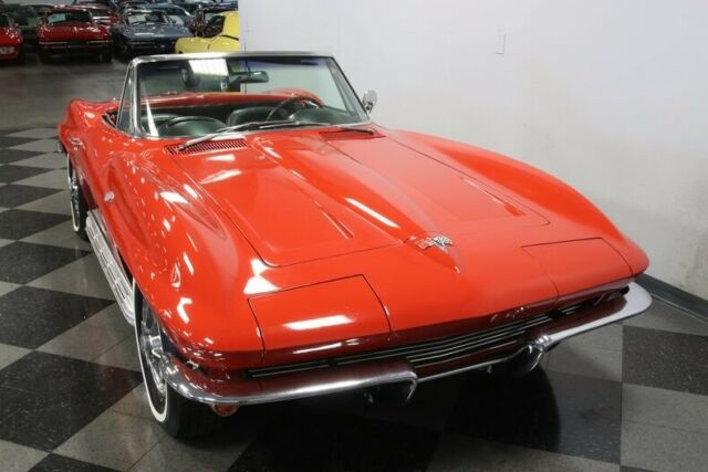 Chevrolet Corvette 1964 image number 18