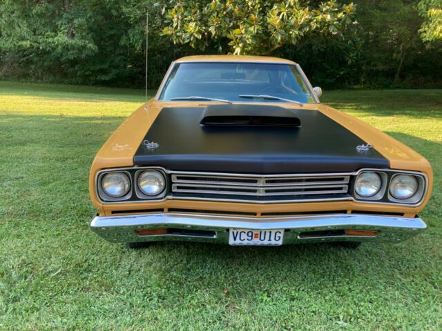 Plymouth Road Runner 1969 image number 17