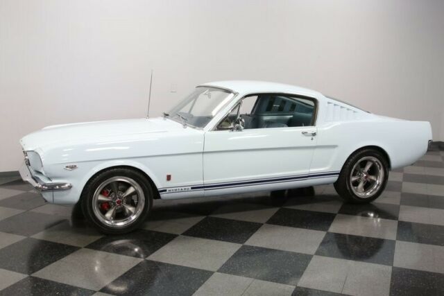 Ford Mustang 1965 image number 29