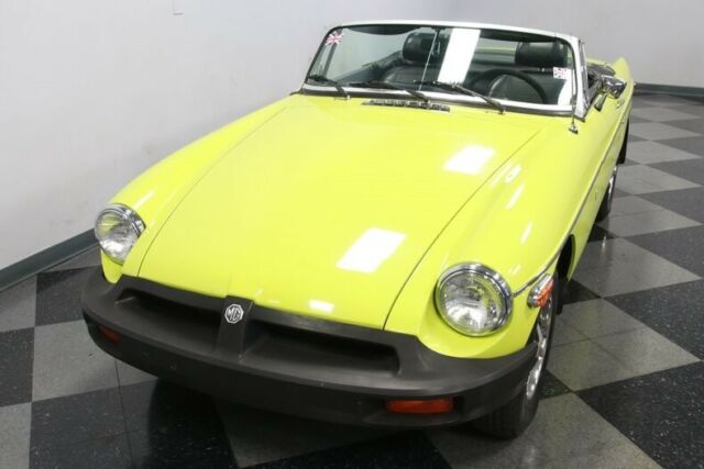 MG MGB 1975 image number 20