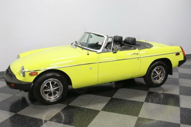 MG MGB 1975 image number 30