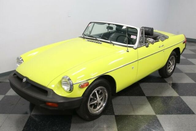 MG MGB 1975 image number 46