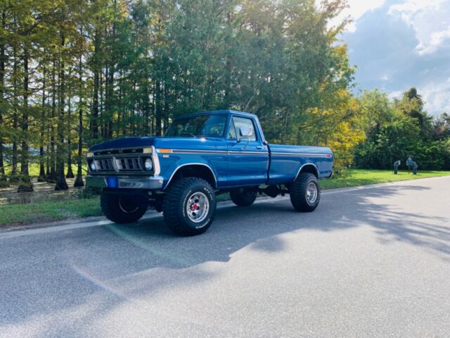 Ford F-250 1973 image number 1