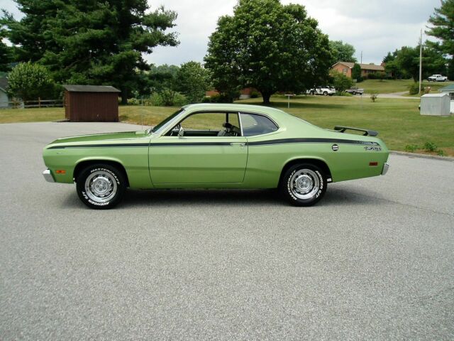 Plymouth Duster 1971 image number 0