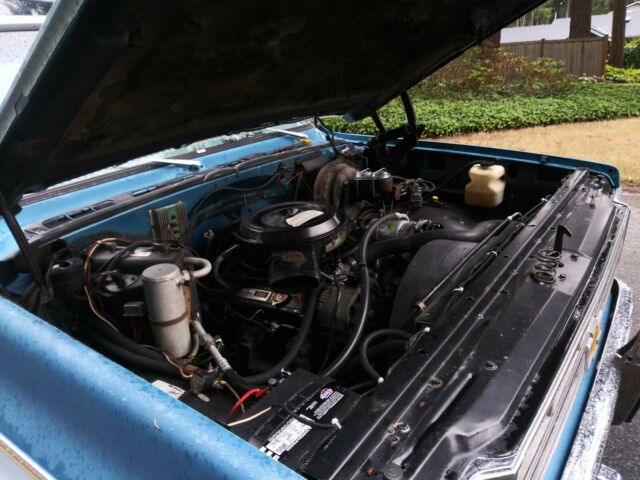 Chevrolet C/K Pickup 2500 1977 image number 35