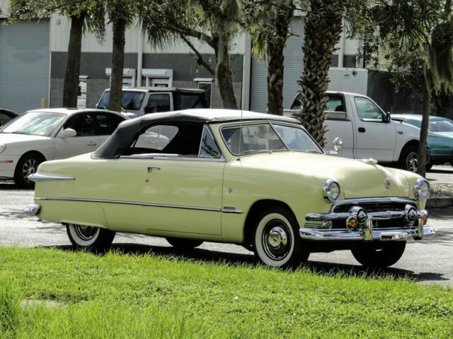 Ford Deluxe 1951 image number 40