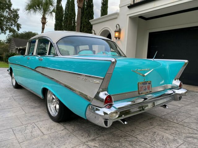 Chevrolet Bel Air/150/210 1957 image number 26