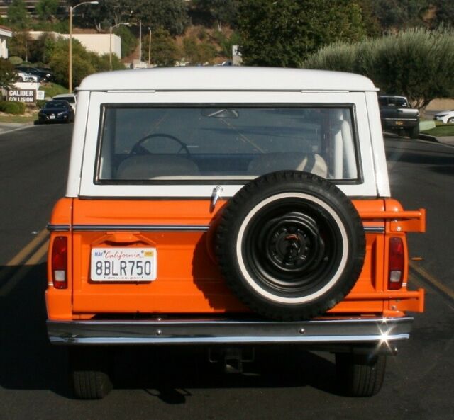 Ford Bronco 1976 image number 2