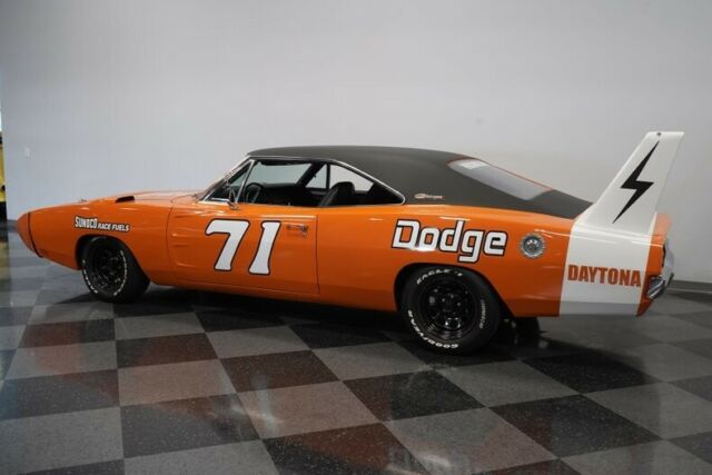 Dodge Charger 1970 image number 8