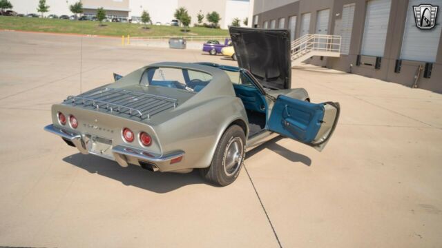 Chevrolet Corvette 1972 image number 44