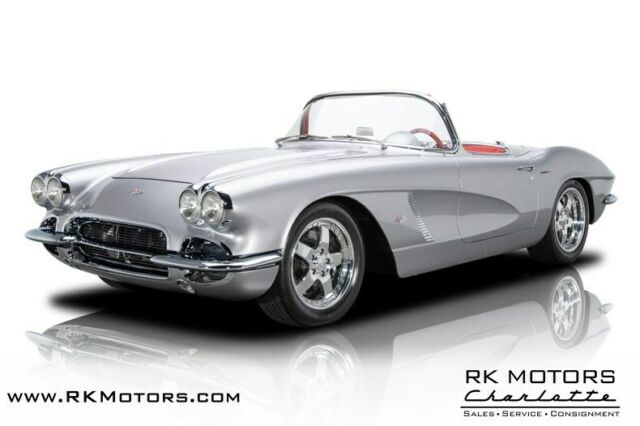 Chevrolet Corvette 1962 image number 0