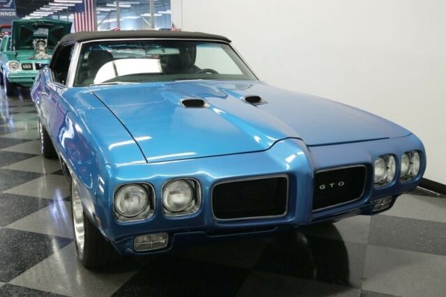 Pontiac GTO 1970 image number 18