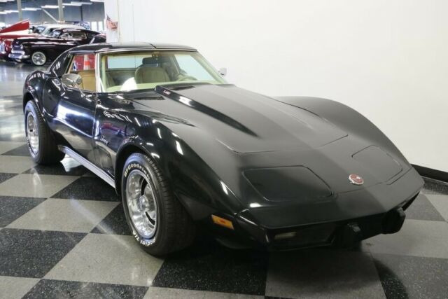 Chevrolet Corvette 1976 image number 41