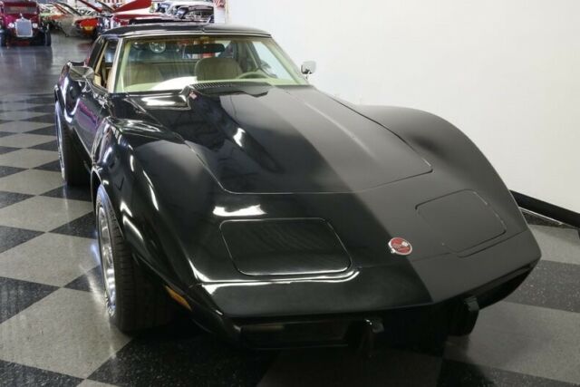 Chevrolet Corvette 1976 image number 42