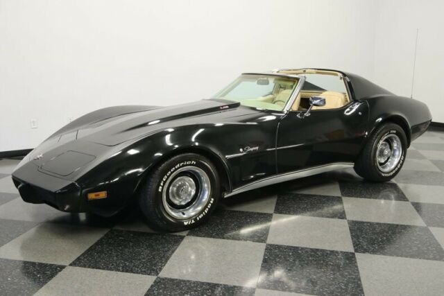 Chevrolet Corvette 1976 image number 6